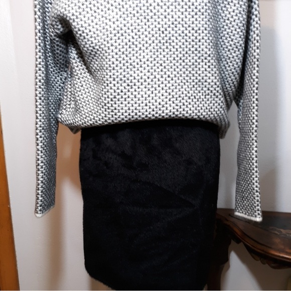 Max Mara Alpaca Wrap Skirt - Picture 8 of 8